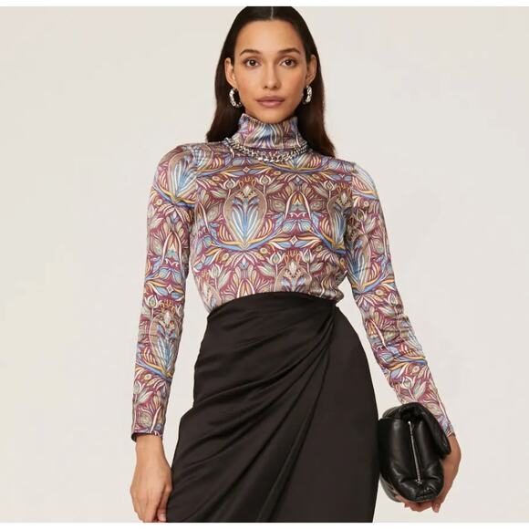 SFIZIO Tops - SFIZIO Nouveau Floral Turtleneck Top Italy Long Sleeve Keyhole Back S-M